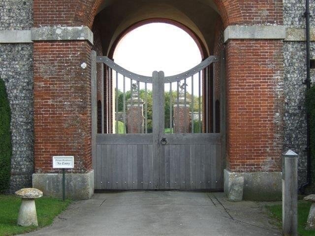 Half Board Gates entrance
